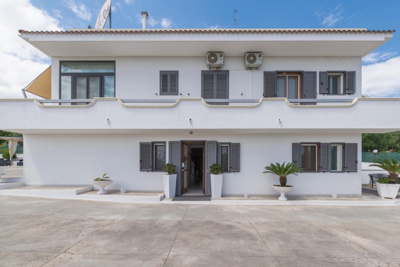 Piccolo Hotel Villa Rosa Ostuni Extérieur photo